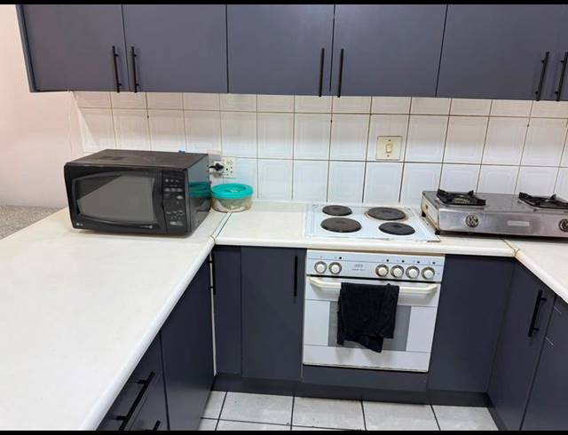 3 BEDROOM APARTMENT FOR SALE IN ELDORAIGNE